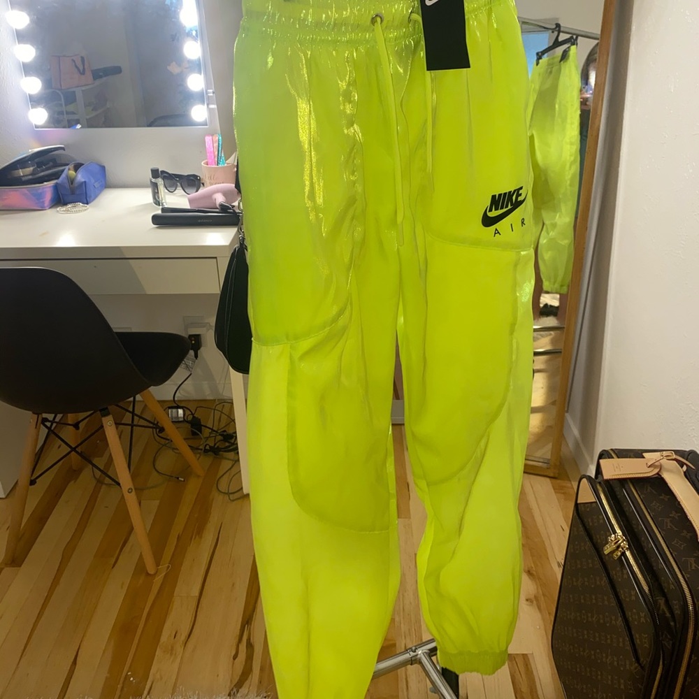 💚🎾NIKE JOGGERS💚🎾